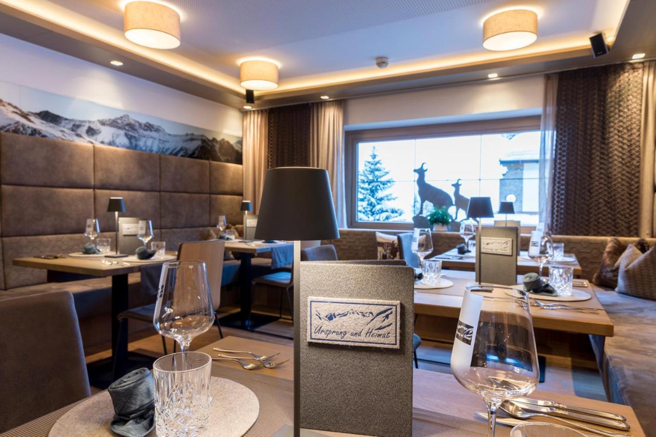 Hotel Sonnblick Sankt Leonhard im Pitztal Ngoại thất bức ảnh