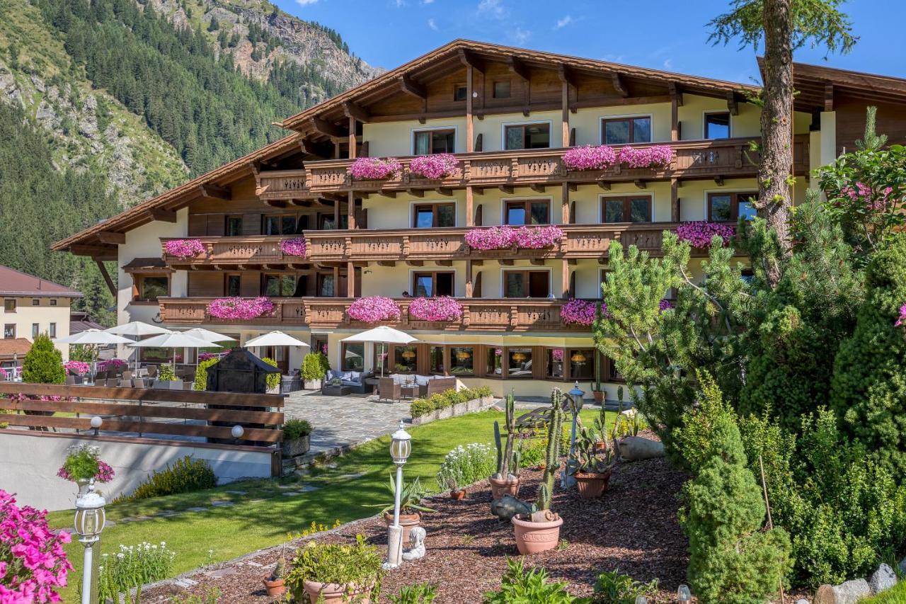 Hotel Sonnblick Sankt Leonhard im Pitztal Ngoại thất bức ảnh