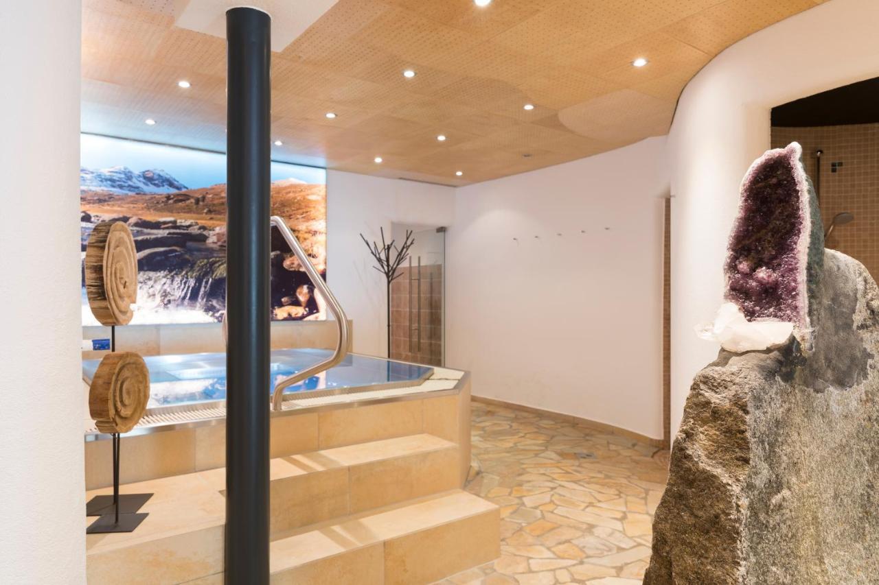 Hotel Sonnblick Sankt Leonhard im Pitztal Ngoại thất bức ảnh
