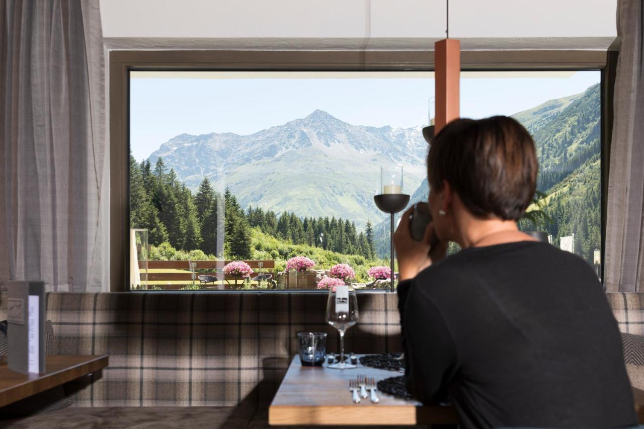 Hotel Sonnblick Sankt Leonhard im Pitztal Ngoại thất bức ảnh