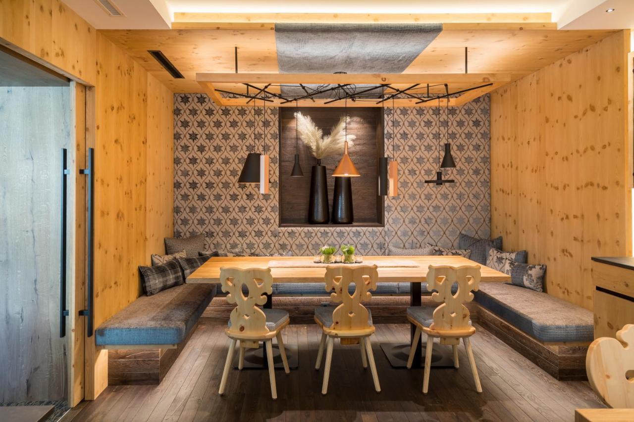 Hotel Sonnblick Sankt Leonhard im Pitztal Ngoại thất bức ảnh