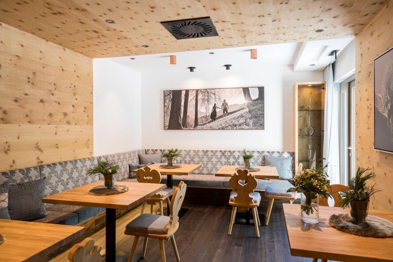 Hotel Sonnblick Sankt Leonhard im Pitztal Ngoại thất bức ảnh