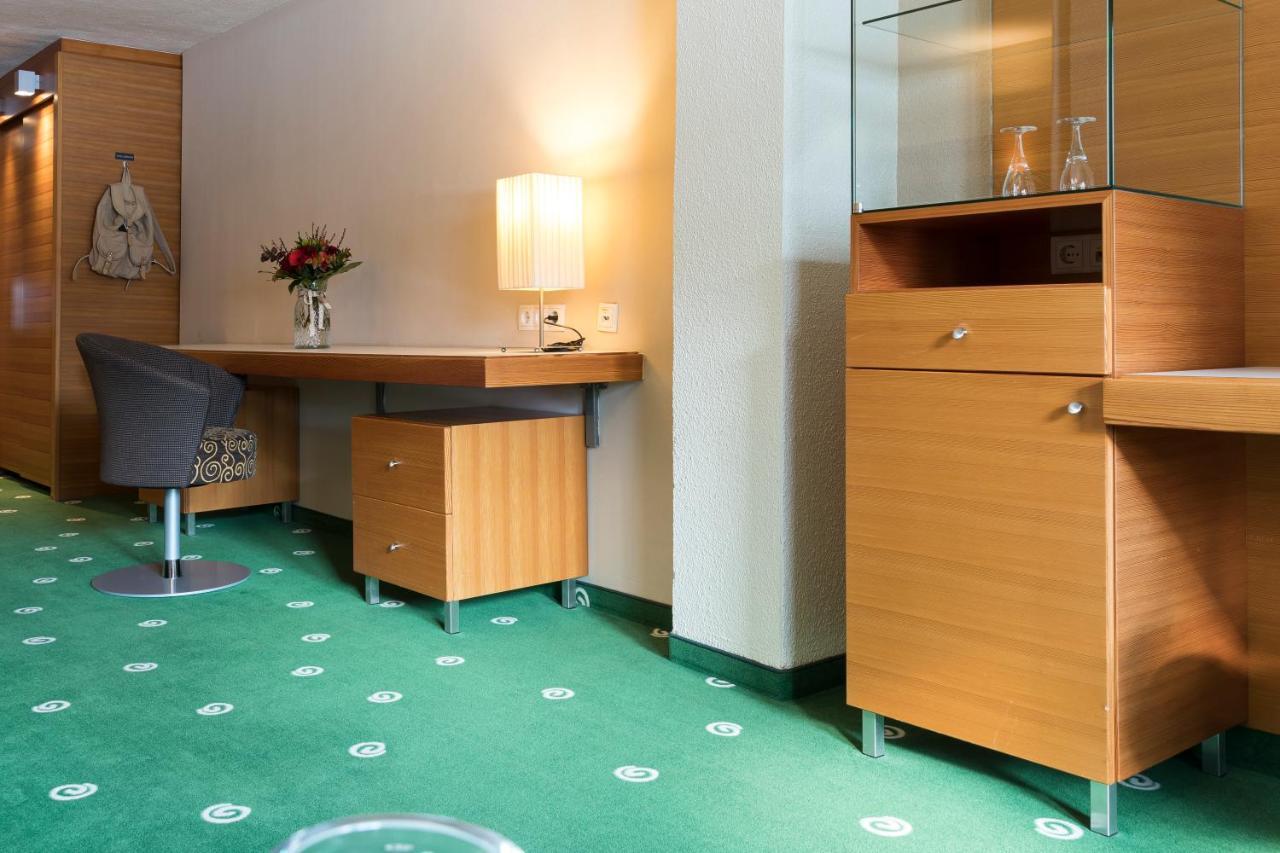 Hotel Sonnblick Sankt Leonhard im Pitztal Ngoại thất bức ảnh