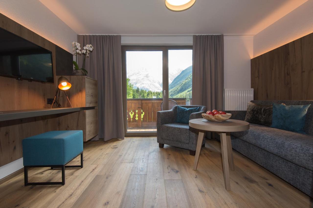 Hotel Sonnblick Sankt Leonhard im Pitztal Ngoại thất bức ảnh